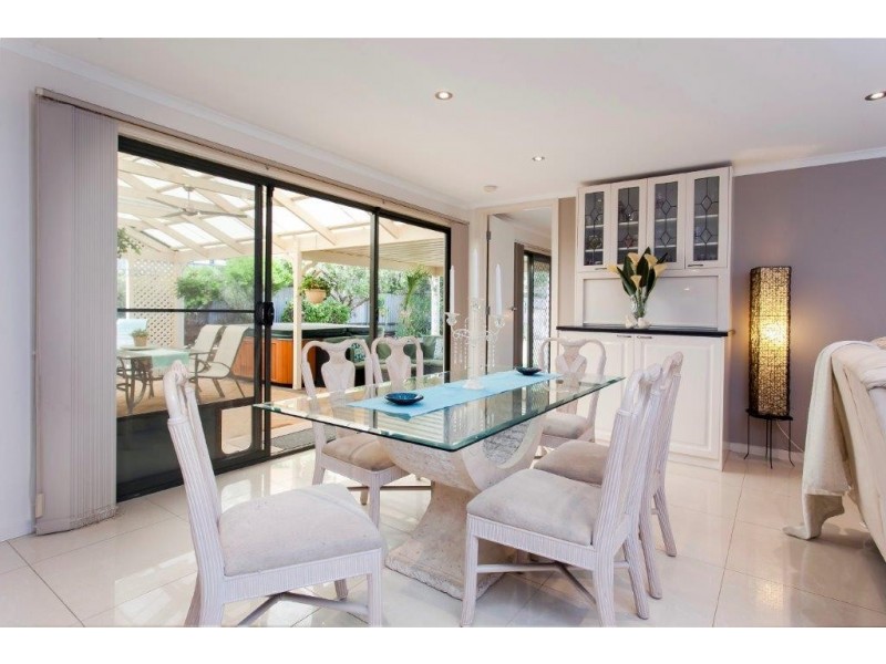 16 Mason Avenue, Happy Valley SA 5159