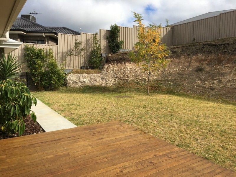 25 Yeltana Avenue, Huntfield Heights SA 5163