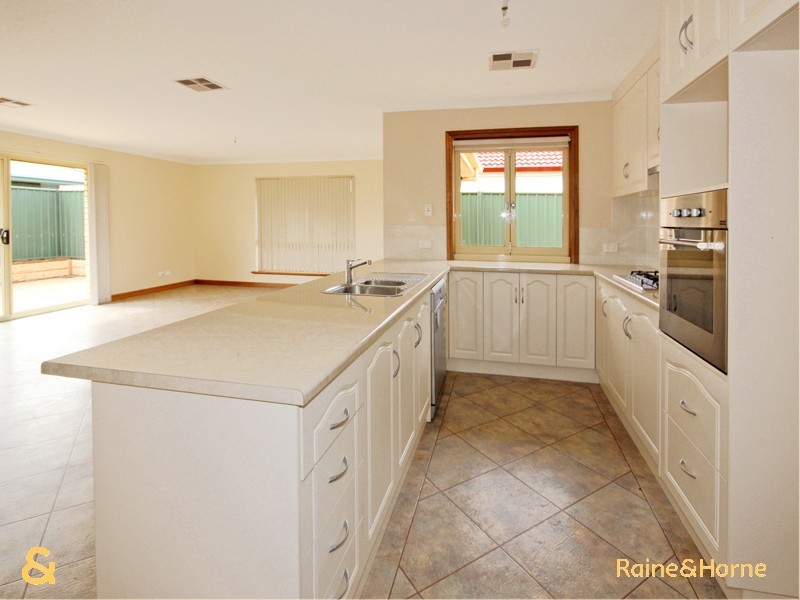 33 Turquoise Court, Aldinga Beach SA 5173