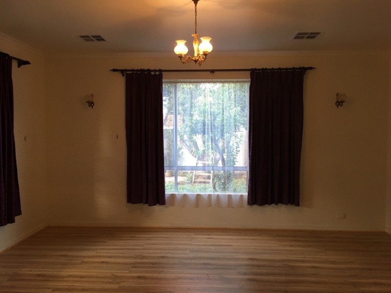 4 Shiraz Avenue, Hackham SA 5163