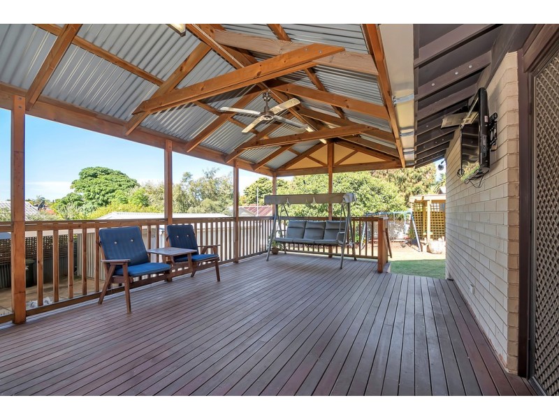 42 Beresford Avenue, Christie Downs SA 5164