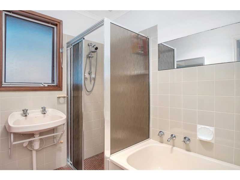 42 Beresford Avenue, Christie Downs SA 5164