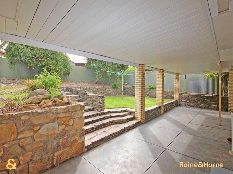 17 Grenache Road, Hackham SA 5163