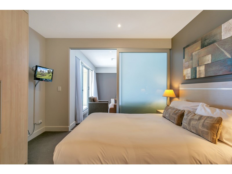 513/16 Holdfast Promenade, Glenelg SA 5045