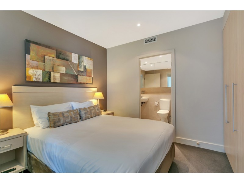 513/16 Holdfast Promenade, Glenelg SA 5045