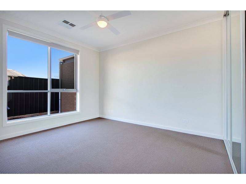 2/32 Clovelly Avenue, Christies Beach SA 5165
