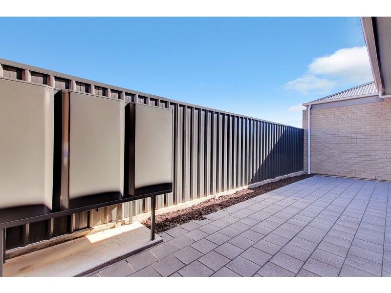 2/32 Clovelly Avenue, Christies Beach SA 5165