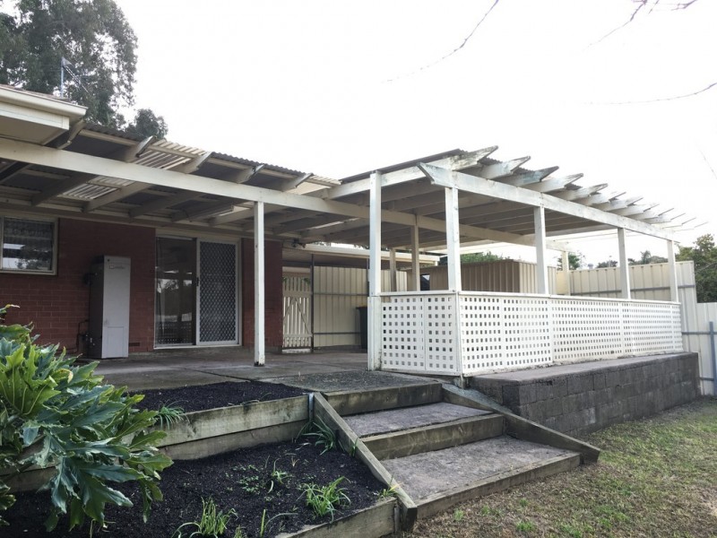 8 Oxley Court, Hackham SA 5163