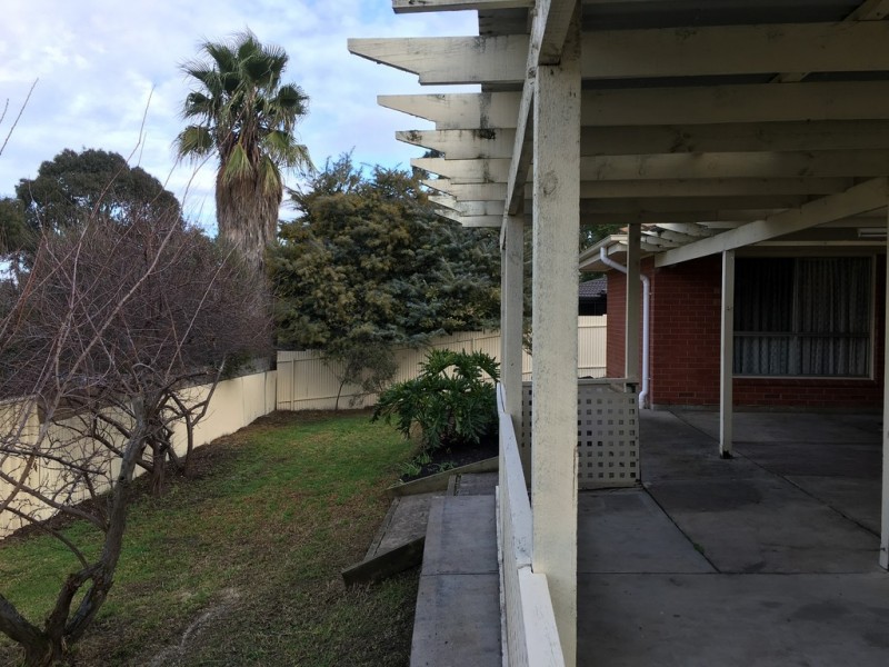 8 Oxley Court, Hackham SA 5163