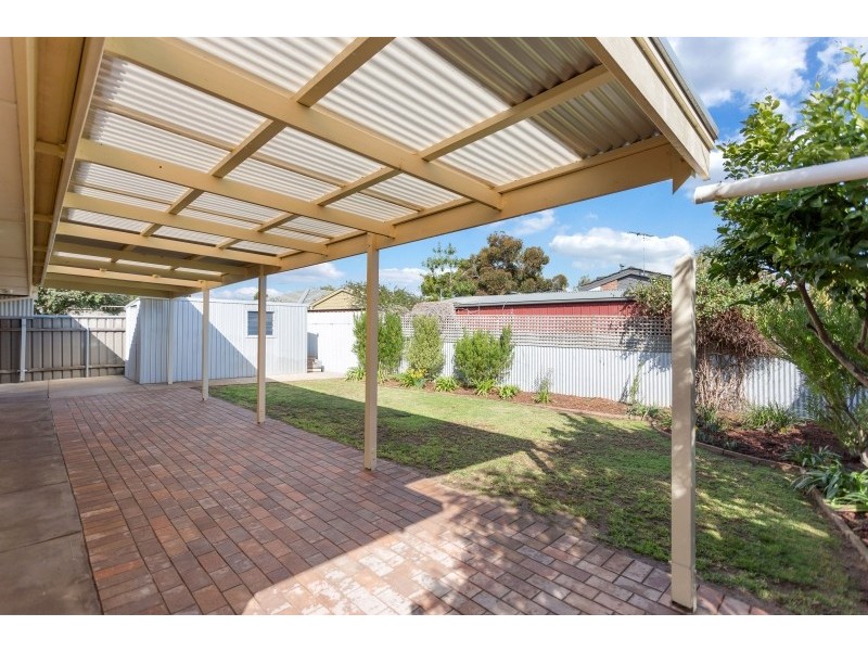 15 Henry Court, Morphett Vale SA 5162
