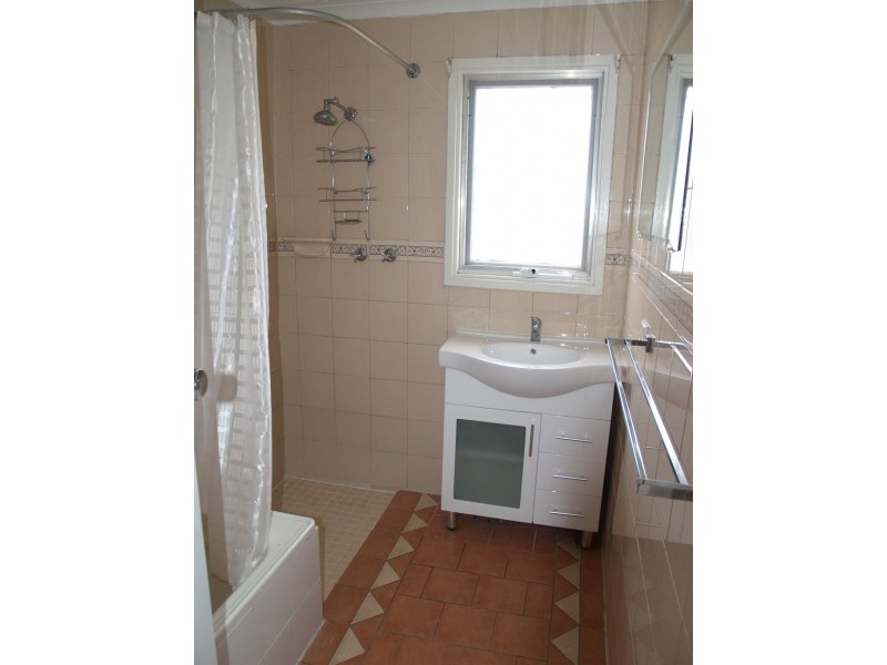 32 Helsinki Road, Hackham West SA 5163