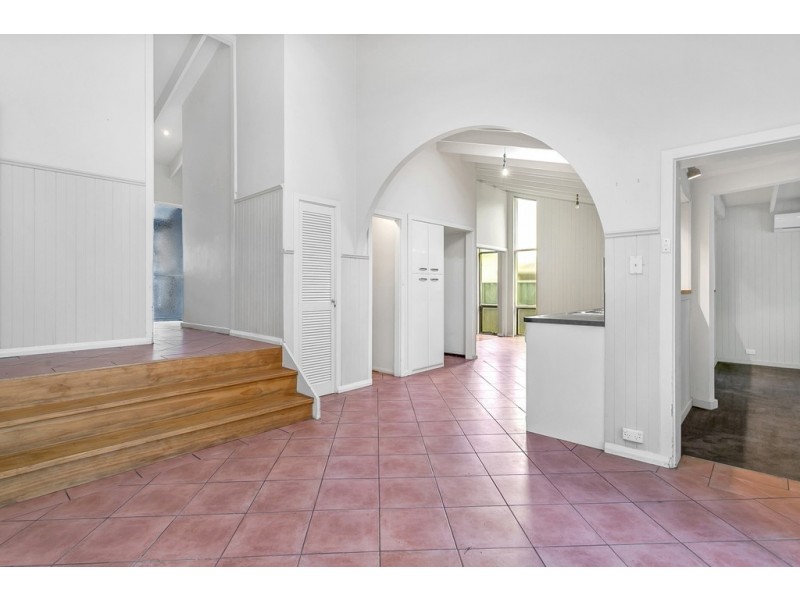 4 Lulworth Place, Flagstaff Hill SA 5159