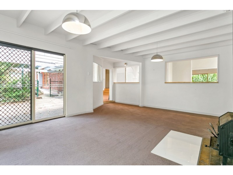 4 Lulworth Place, Flagstaff Hill SA 5159