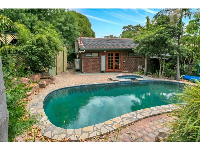 4 Lulworth Place, Flagstaff Hill SA 5159