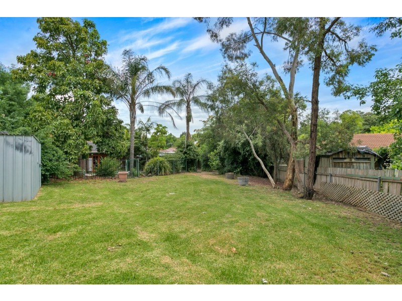 4 Lulworth Place, Flagstaff Hill SA 5159