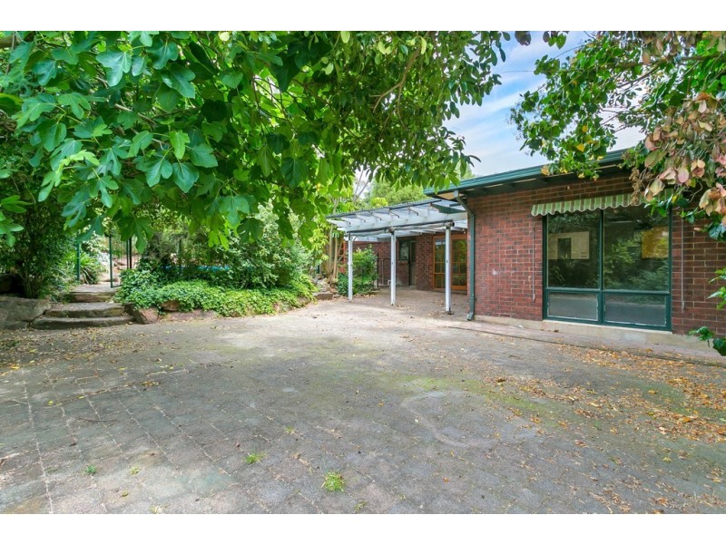 4 Lulworth Place, Flagstaff Hill SA 5159