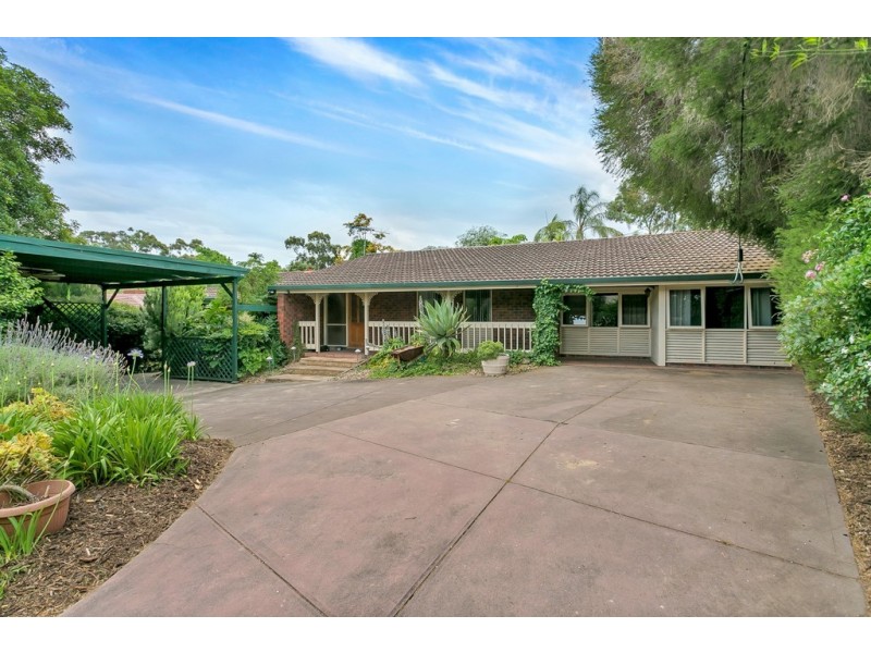 4 Lulworth Place, Flagstaff Hill SA 5159