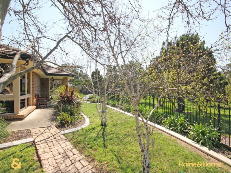 3 Angas Walk, Woodcroft SA 5162