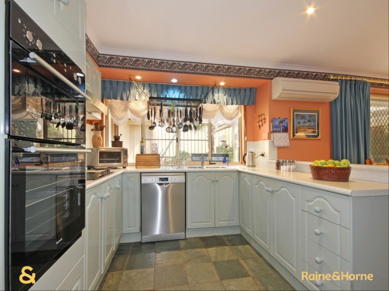 3 Angas Walk, Woodcroft SA 5162