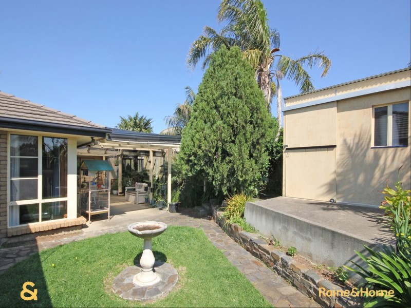 3 Angas Walk, Woodcroft SA 5162