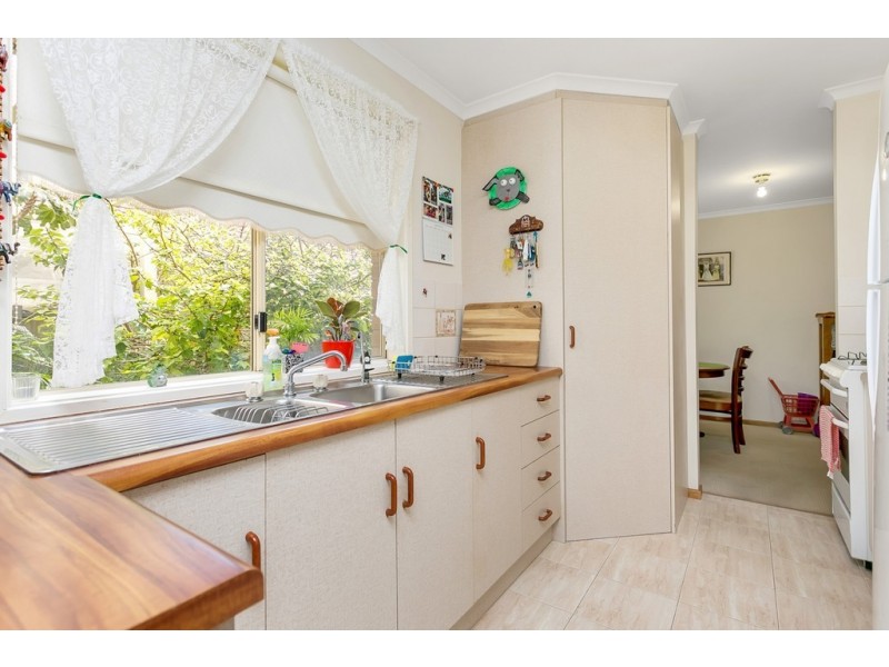 38 Whitney Crescent, Seaford SA 5169