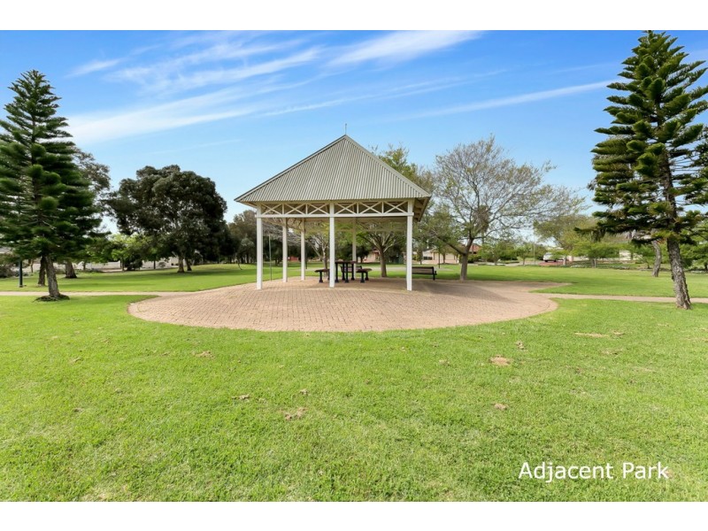 38 Whitney Crescent, Seaford SA 5169