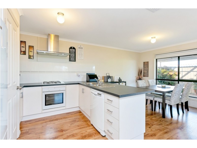 6 Thorpe Close, Noarlunga Downs SA 5168