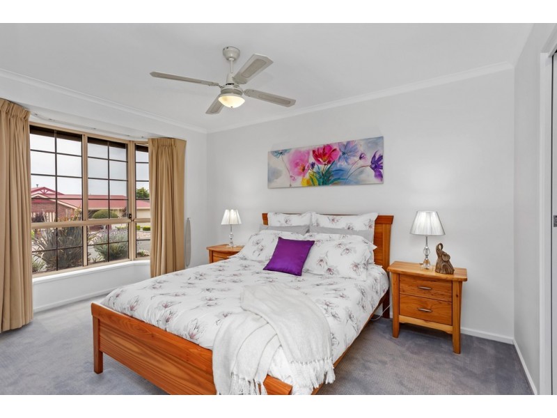 33 Talladira Way, Woodcroft SA 5162