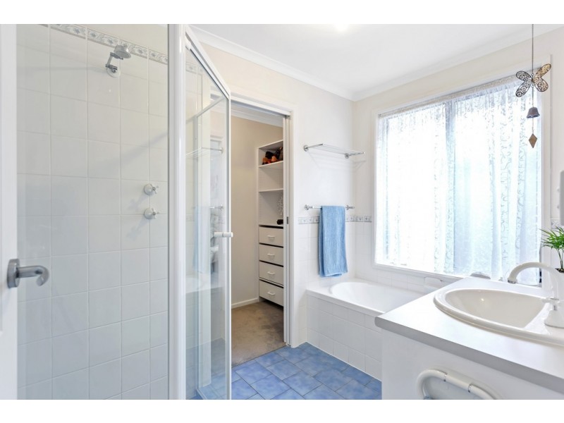 33 Talladira Way, Woodcroft SA 5162