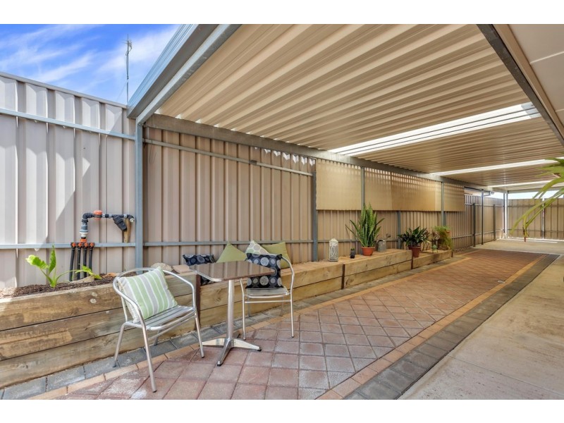 33 Talladira Way, Woodcroft SA 5162