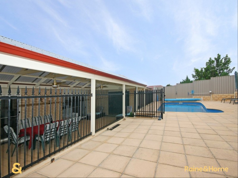 16 Hertford Place, Noarlunga Downs SA 5168