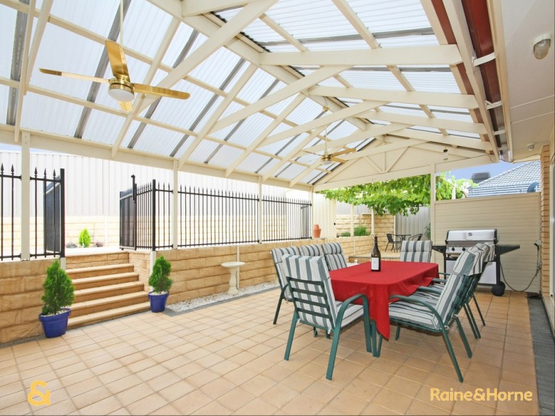 16 Hertford Place, Noarlunga Downs SA 5168