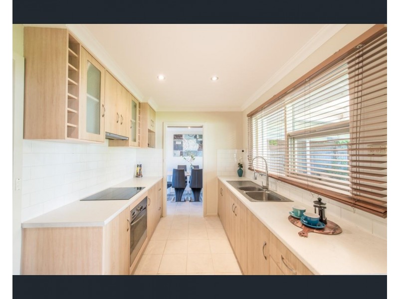 2 Parham Crescent, Port Noarlunga SA 5167