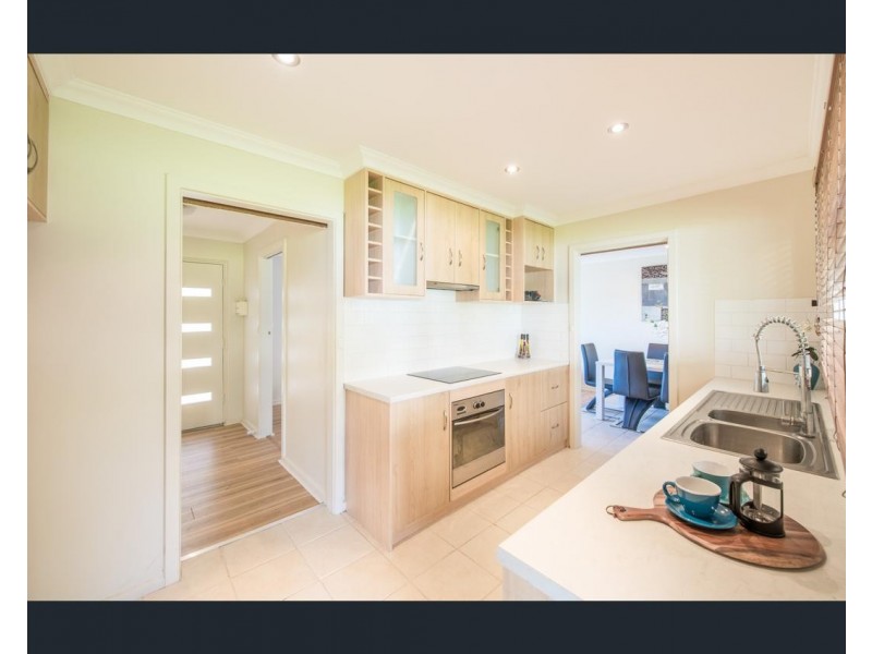 2 Parham Crescent, Port Noarlunga SA 5167