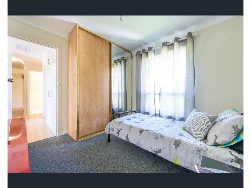 2 Parham Crescent, Port Noarlunga SA 5167
