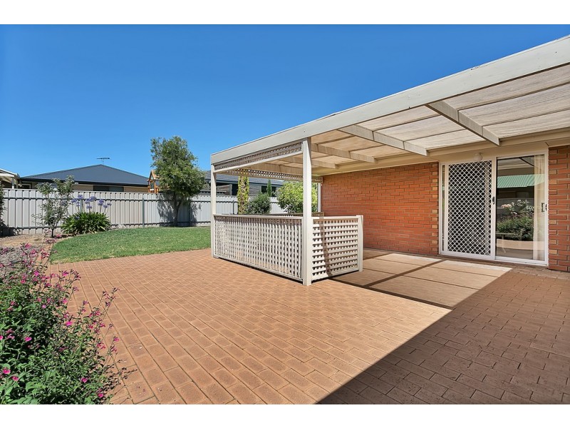 14 Whitney Crescent, Seaford SA 5169