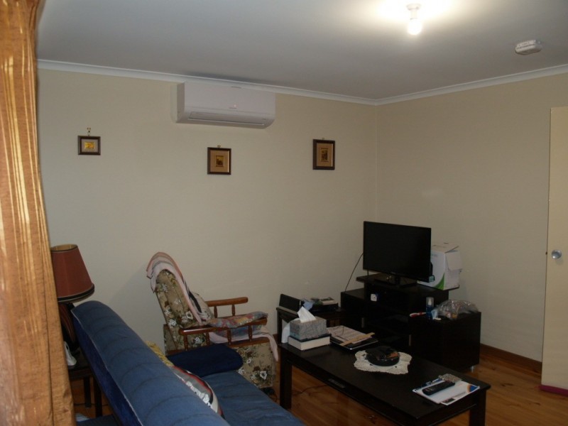 24 Cumberland Crescent, Huntfield Heights SA 5163