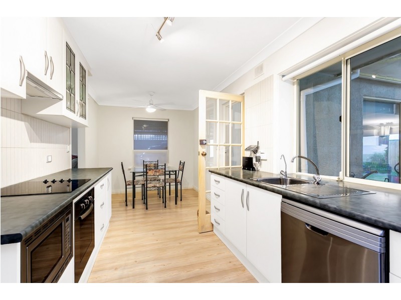 49 Paterson Drive, Hackham SA 5163