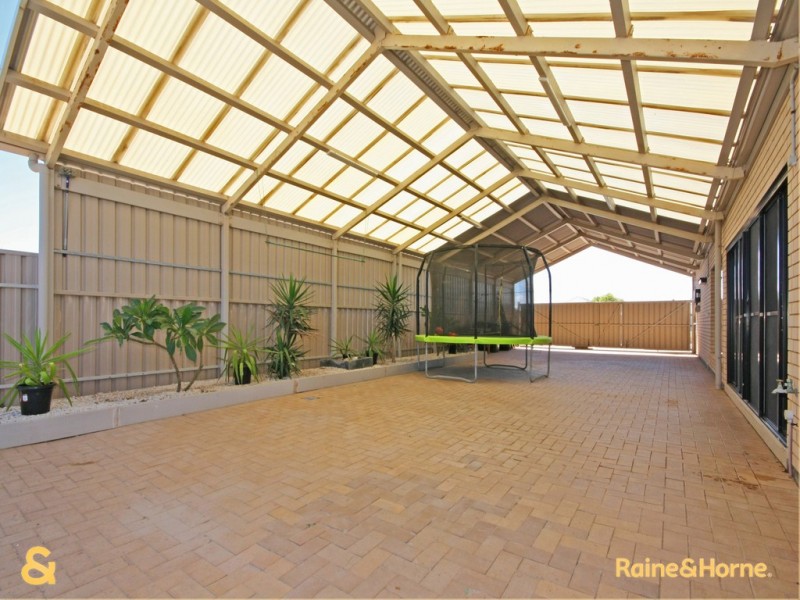 28 Lurline Boulevard, Sellicks Beach SA 5174