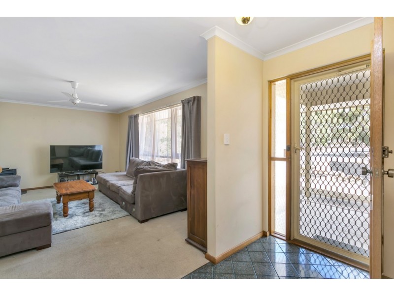 13 Coorumbena Crescent, Morphett Vale SA 5162