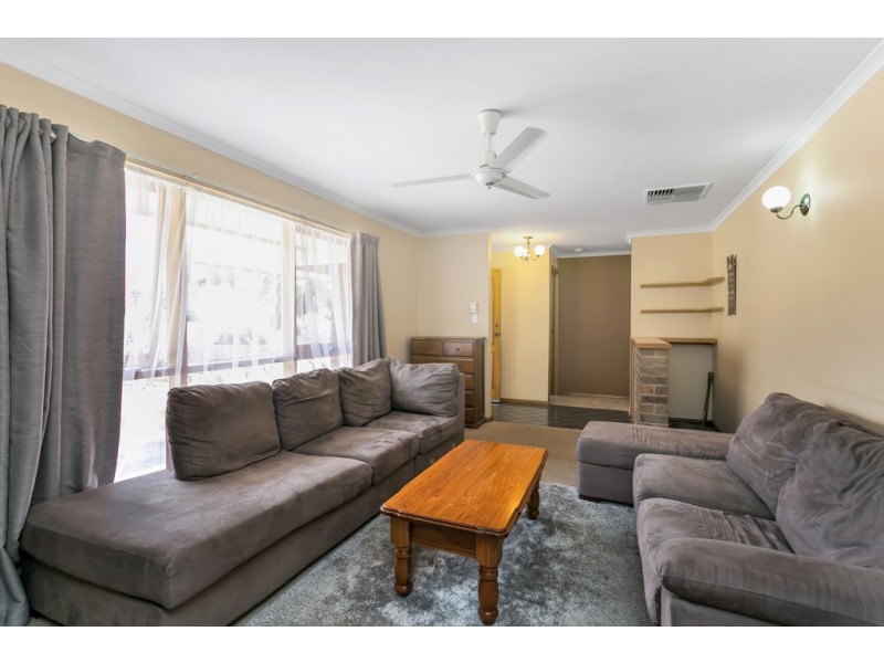 13 Coorumbena Crescent, Morphett Vale SA 5162