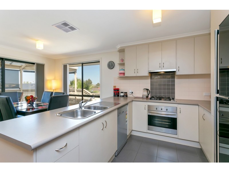 28 Perry Road, Huntfield Heights SA 5163