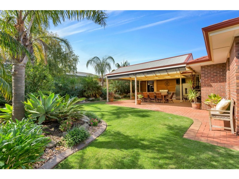 58 Farnsworth Drive, Morphett Vale SA 5162