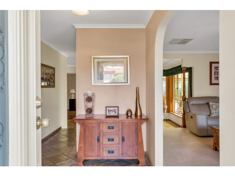 58 Farnsworth Drive, Morphett Vale SA 5162