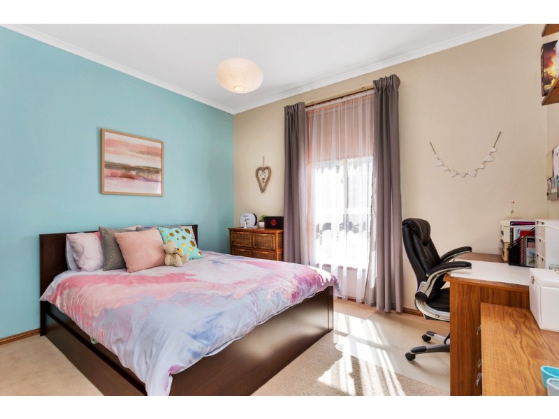 58 Farnsworth Drive, Morphett Vale SA 5162