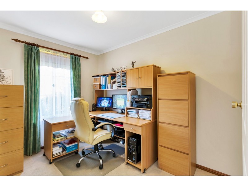 58 Farnsworth Drive, Morphett Vale SA 5162