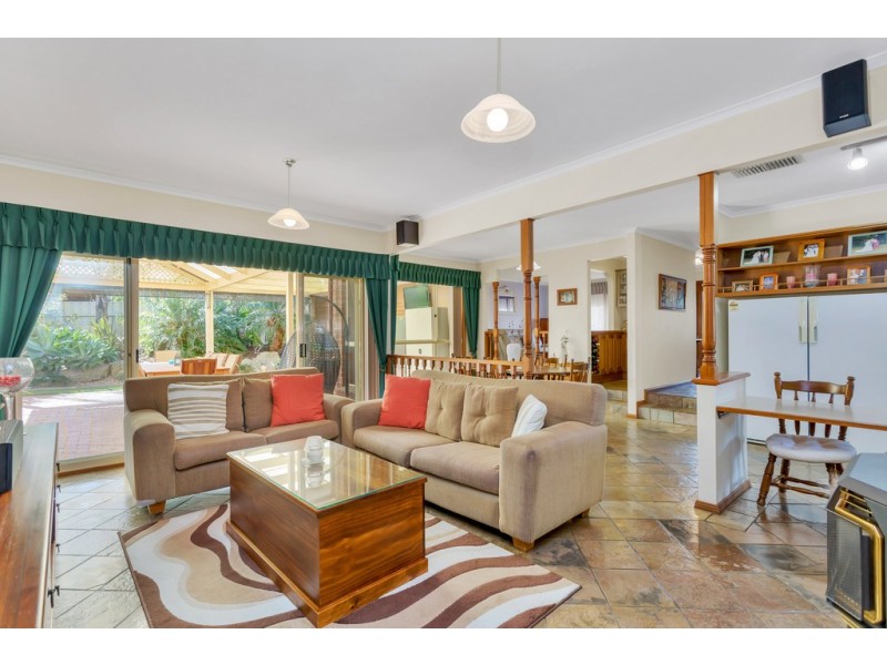 58 Farnsworth Drive, Morphett Vale SA 5162