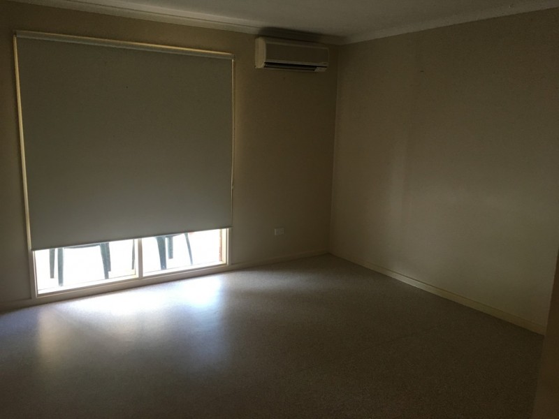 23 Lismore Crescent, Huntfield Heights SA 5163