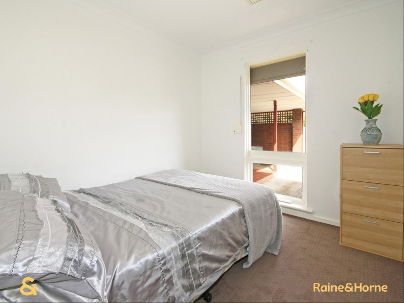 1 Nicolle Drive, Morphett Vale SA 5162