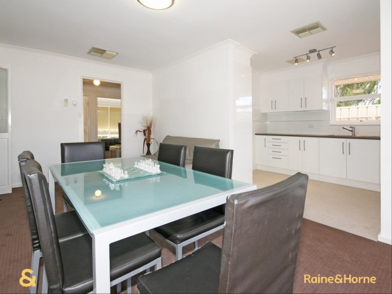 1 Nicolle Drive, Morphett Vale SA 5162